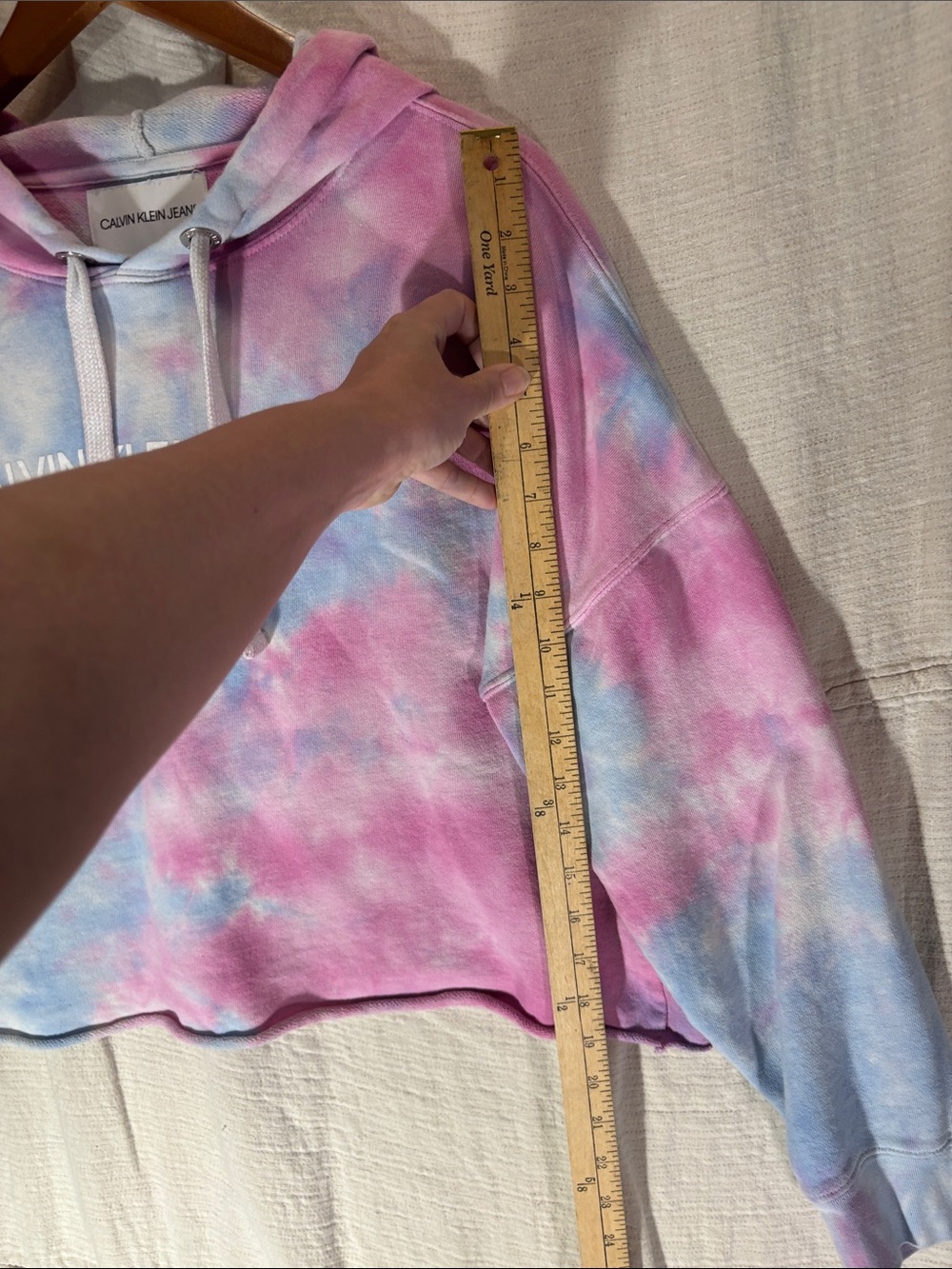 Calvin Klein Jeans Pink & Blue Tie-Dye Cropped Hoodie - Picture 4 of 9